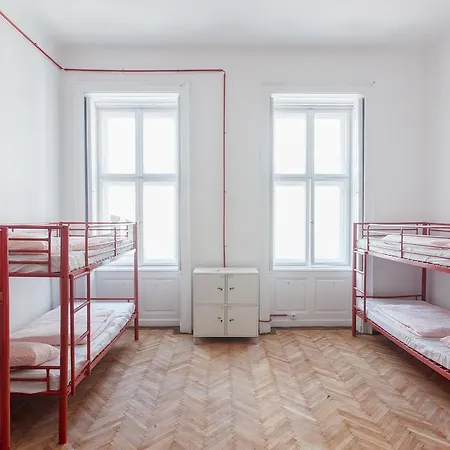 Ruin Bar Party ホステル ブダペスト