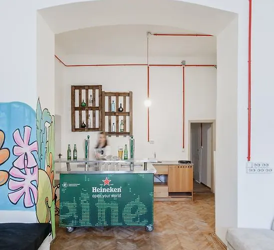 Ruin Bar Party Hostel